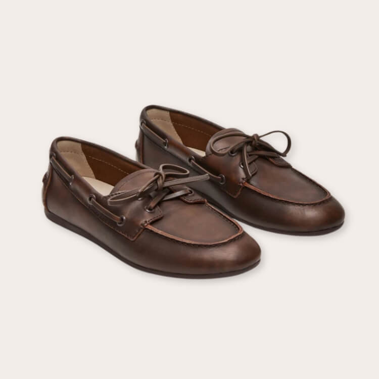 boat shoes