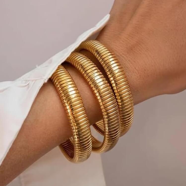 trendy accessories
