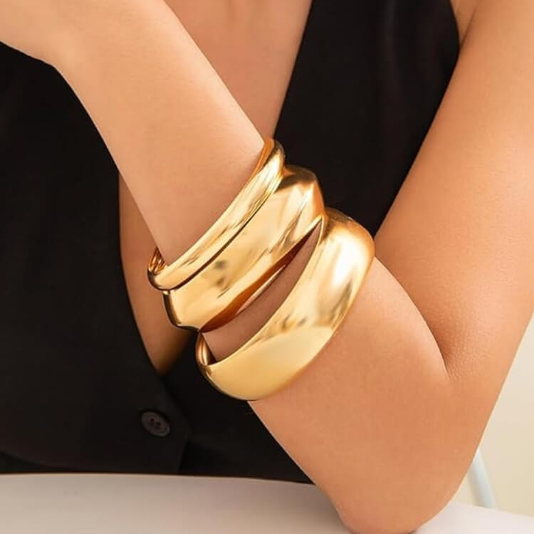 trendy accessories